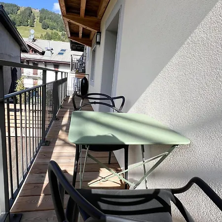 Appartement Aux Gets Avec Wi-fi Pour 4 Personnes - Fr-1-671-290 Les Gets