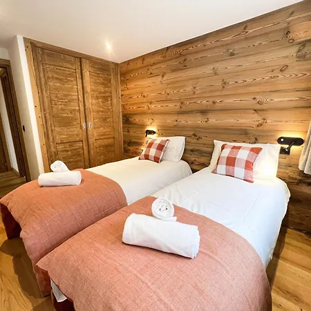 Aux Gets Avec Wi-fi Pour 4 Personnes - Fr-1-671-290 *